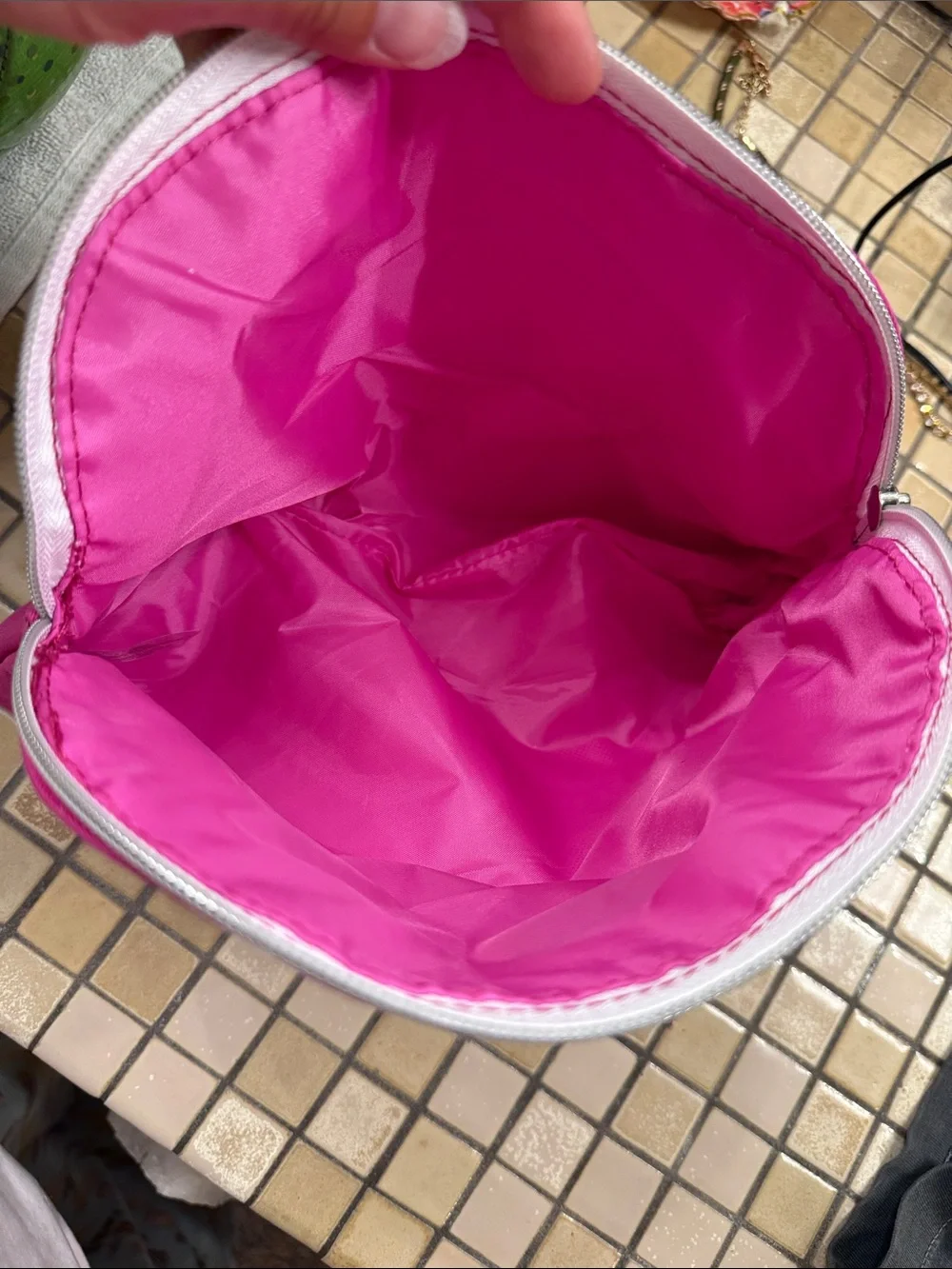 Philosophy bright pink
